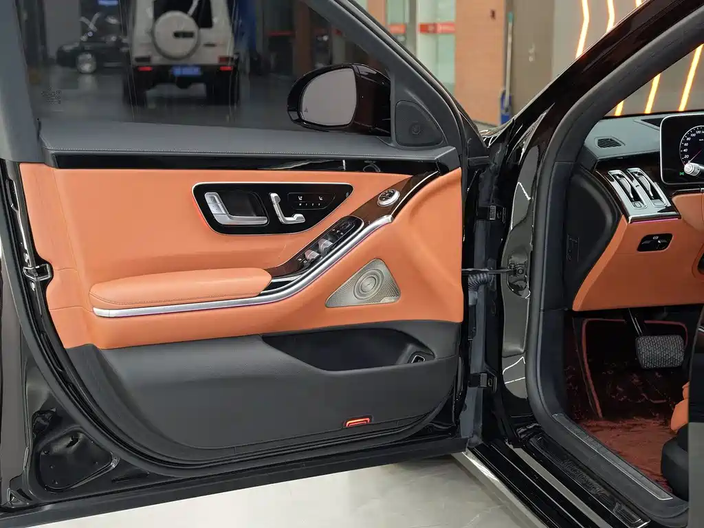 Mercedes-Benz S-Class — миниатюра 17