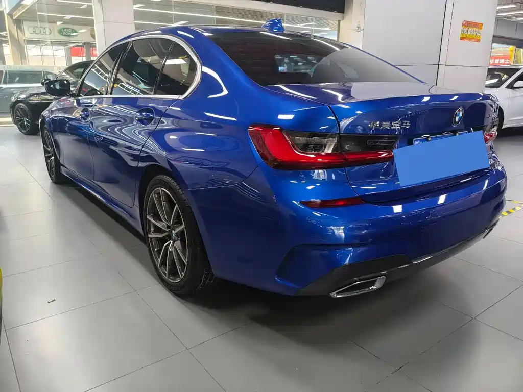 BMW 3 Series — миниатюра 8