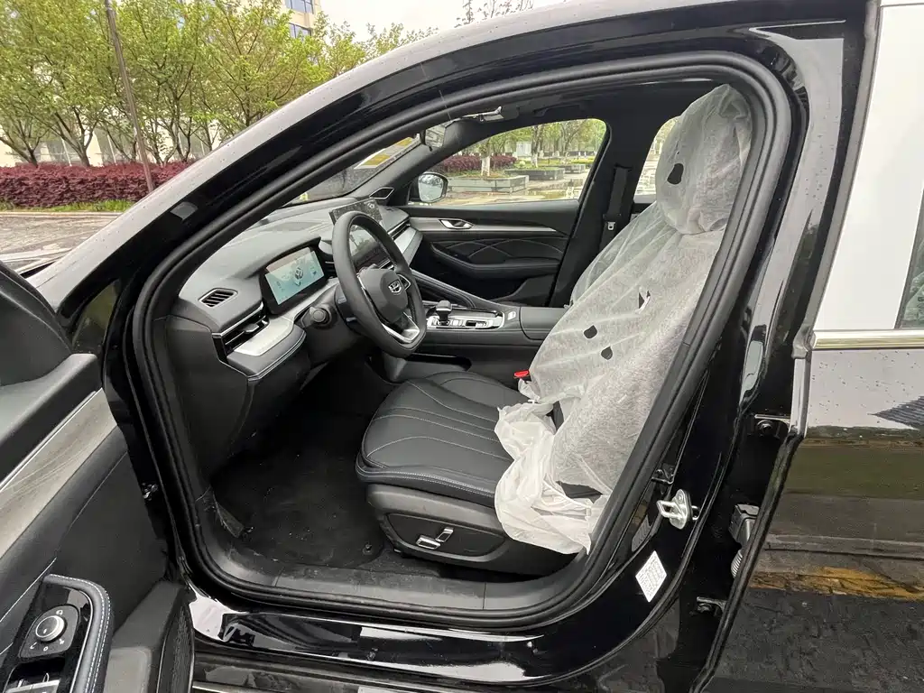 Geely Preface 2026 1.5TD