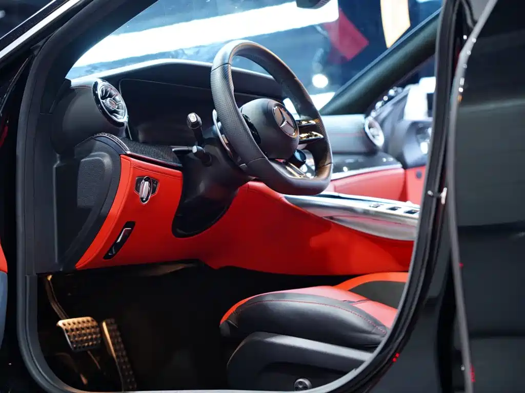 Mercedes-Benz AMG GT — миниатюра 13