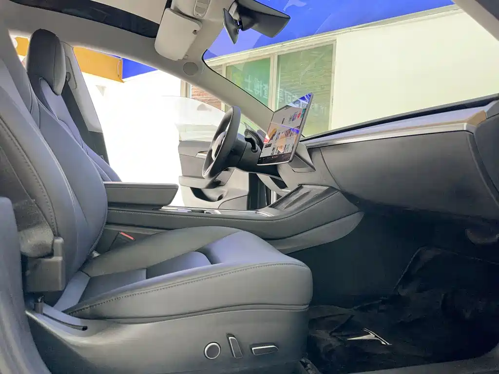 Tesla Model 3 — фотографии объявления, Фото 25