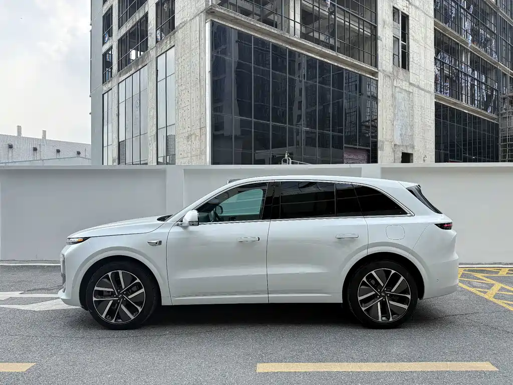 Li Auto Li L6 — миниатюра 3