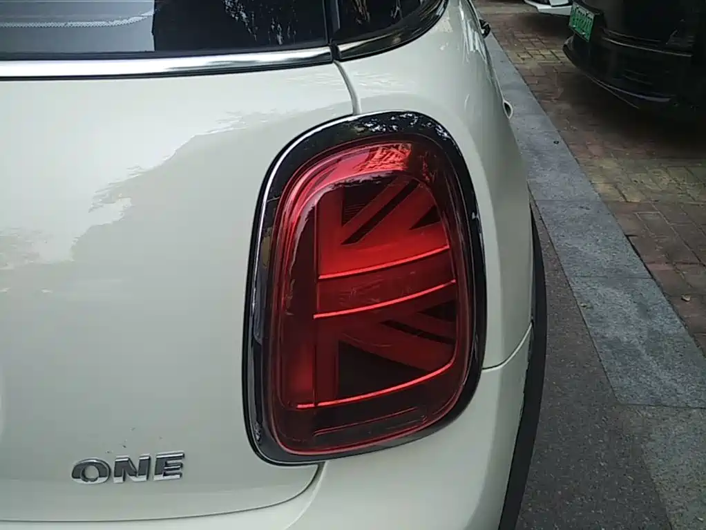 MINI Mini — миниатюра 8