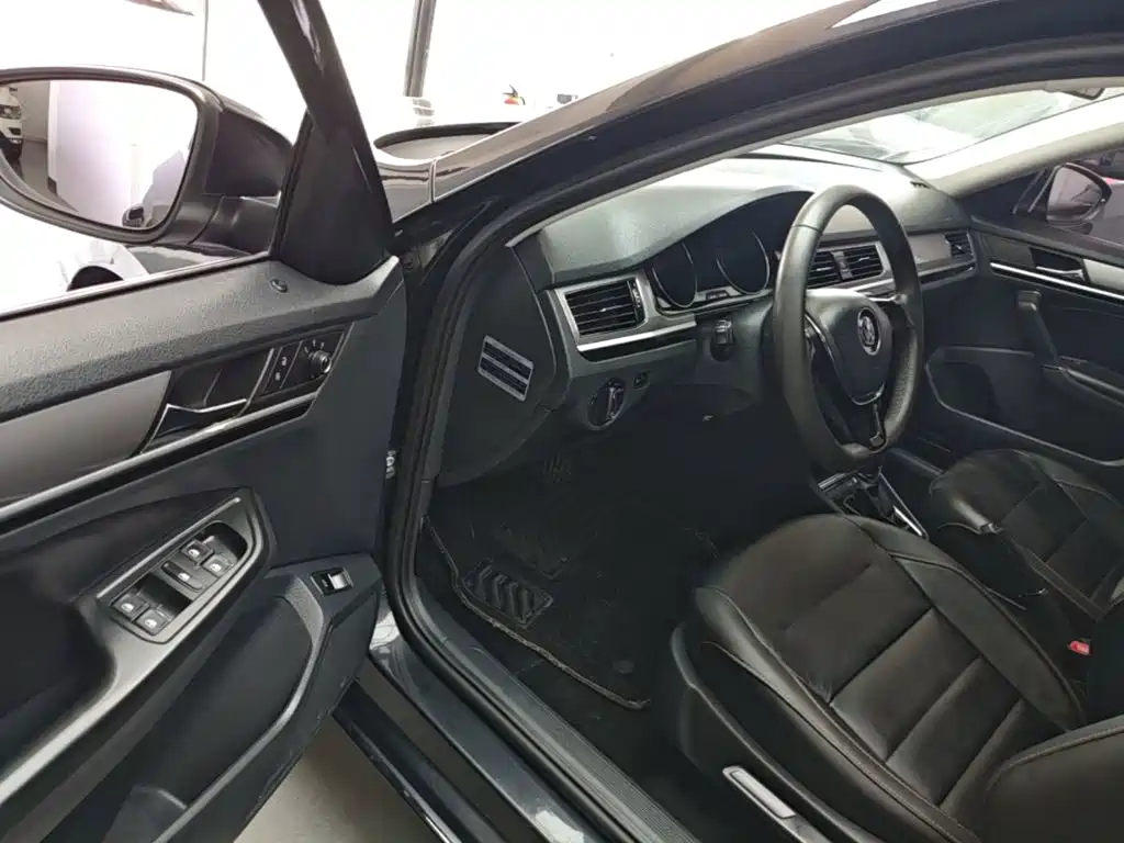 Volkswagen Bora — миниатюра 16