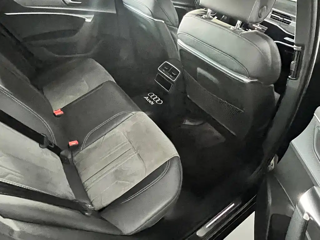 Audi A6L — миниатюра 8