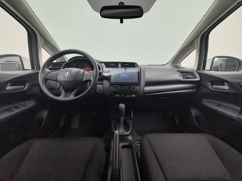 Honda Fit — миниатюра 5