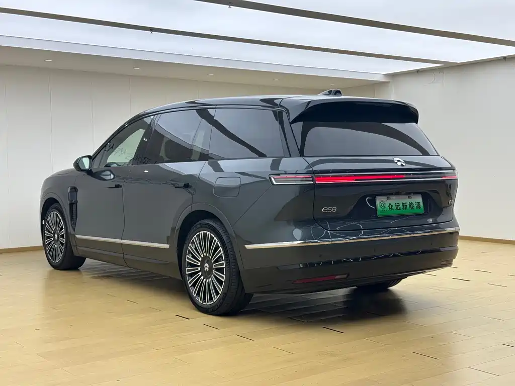 NIO ES8 — миниатюра 31