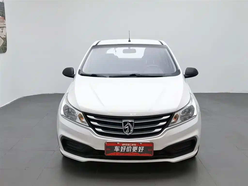 Baojun 310 2016 1.2L MT