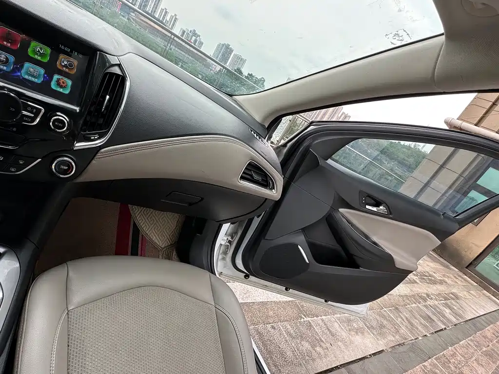 Chevrolet Cruze 1.5L Auto Luxury Edition, фото 19