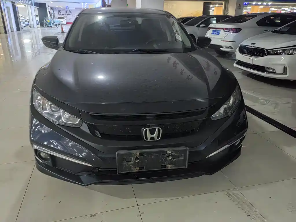 Honda Civic 2019 220TURBO CVT V