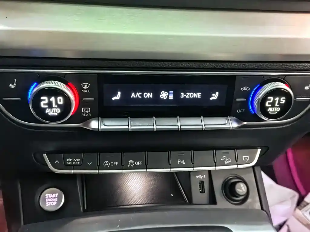 Audi Q5L — миниатюра 12