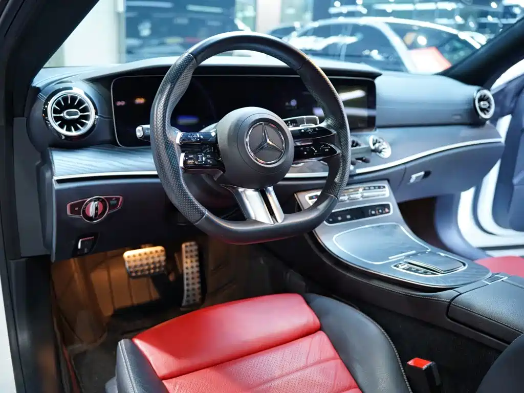 Mercedes-Benz E-Class (Import) — миниатюра 36