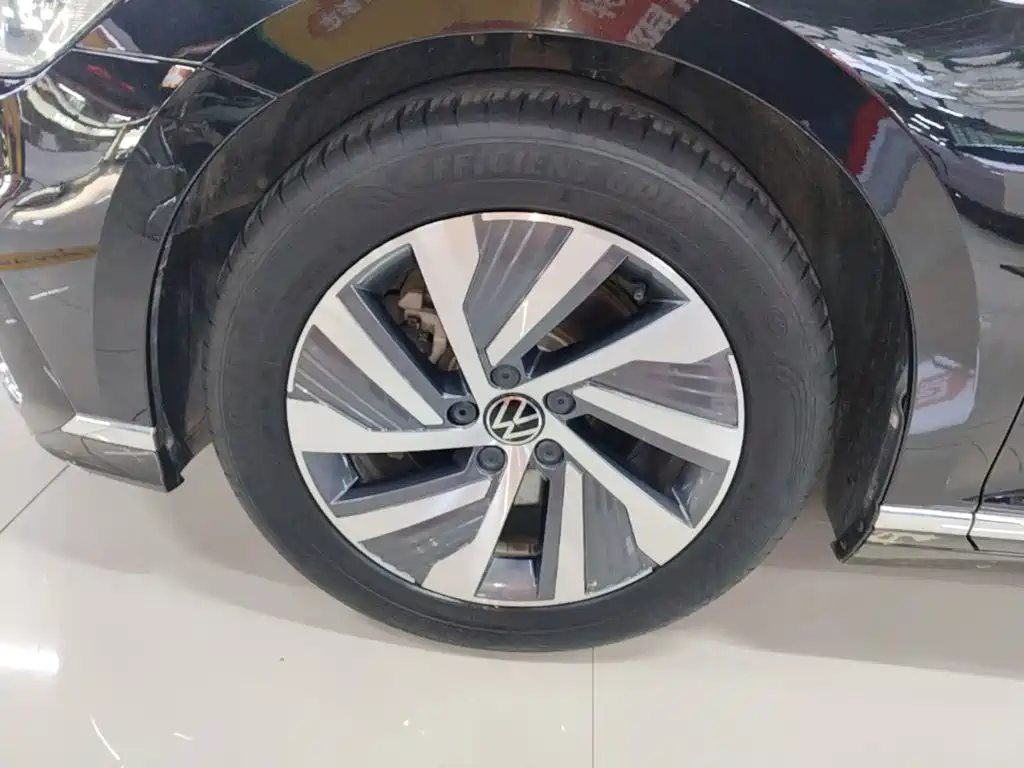 Volkswagen 迈腾 PHEV — миниатюра 23