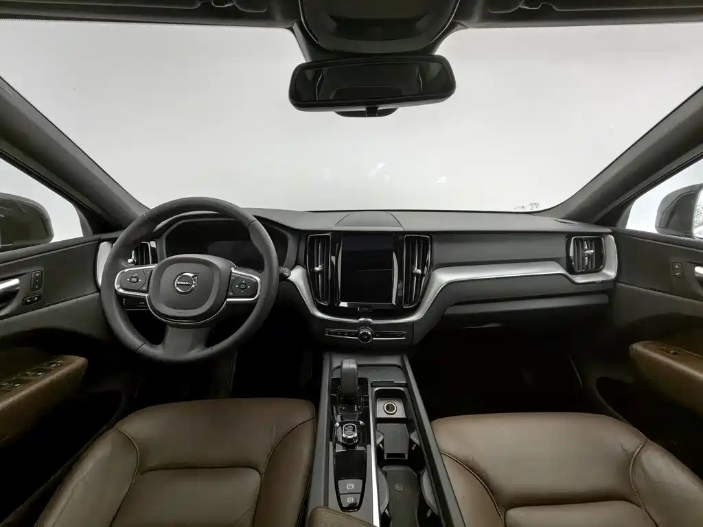 Volvo XC60 — миниатюра 5