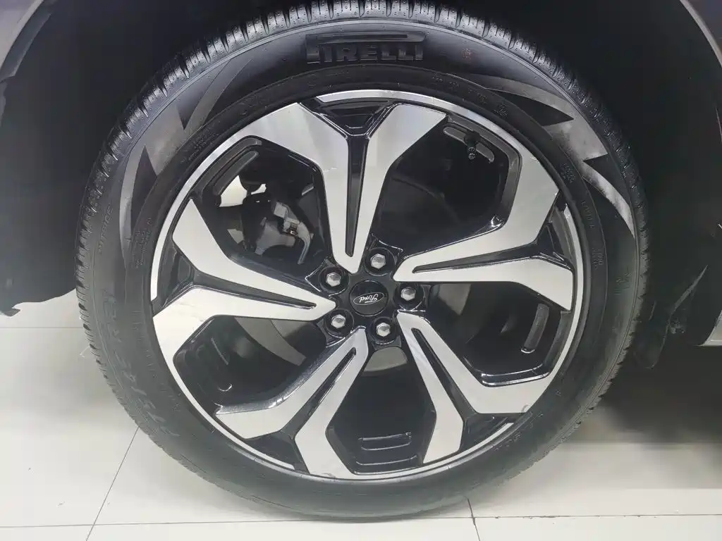 Ford Explorer — миниатюра 15