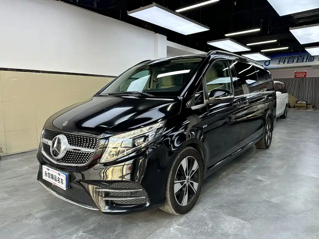 MERCEDES-BENZ V CLASS