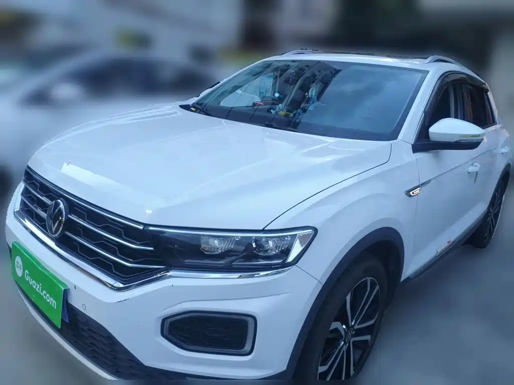Volkswagen T-Roc — миниатюра 2