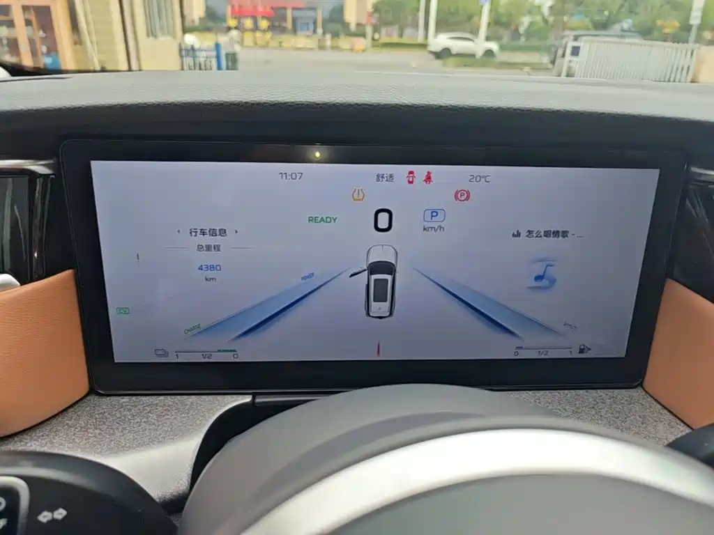 Hongqi Hongqi HS7 PHEV — миниатюра 12