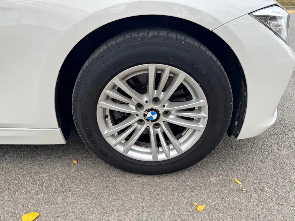 BMW 3 Series — миниатюра 14