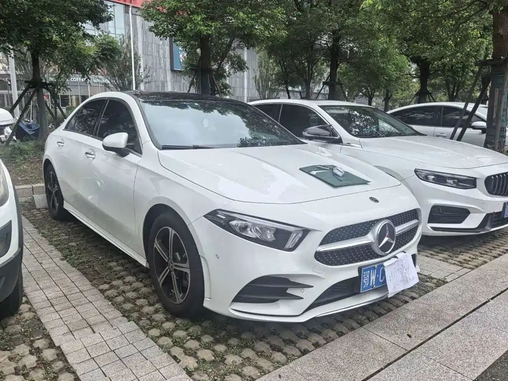 Mercedes-Benz A-Class A 2022 A 200 L Sport Fashion