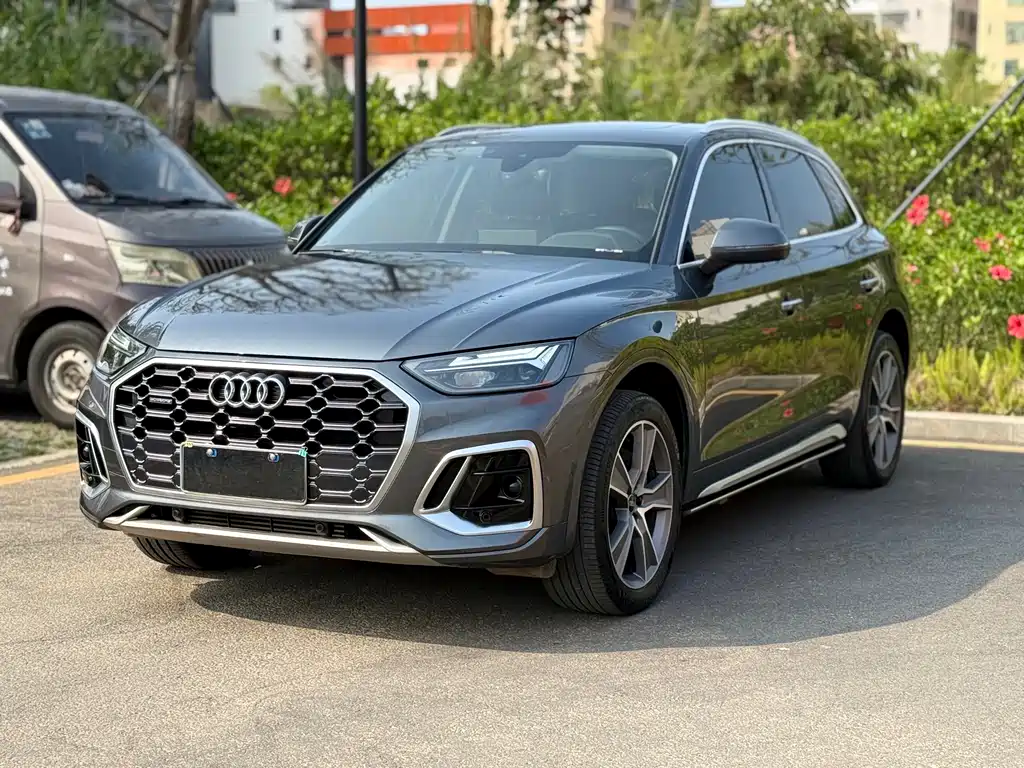 Audi Q5L 2021