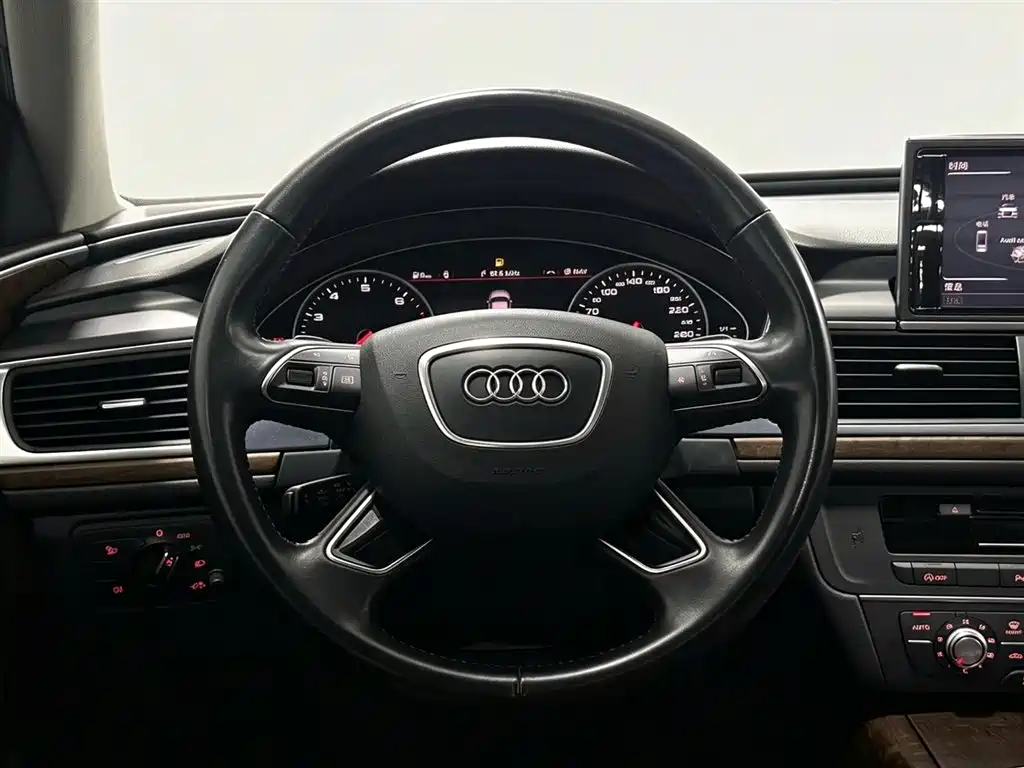 Audi A6L — миниатюра 10