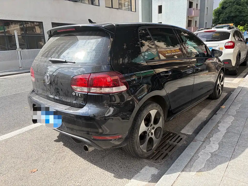 Volkswagen Golf GTI — миниатюра 3