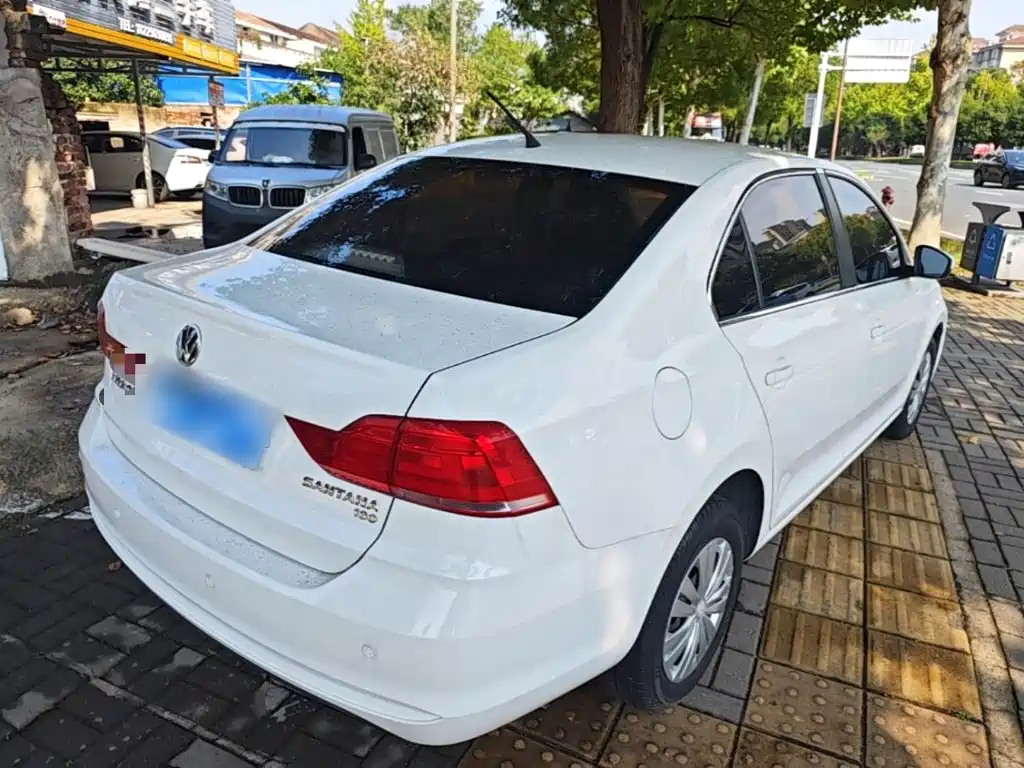 Volkswagen Santana — миниатюра 7