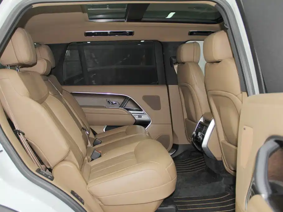 Land Rover Range Rover — миниатюра 9