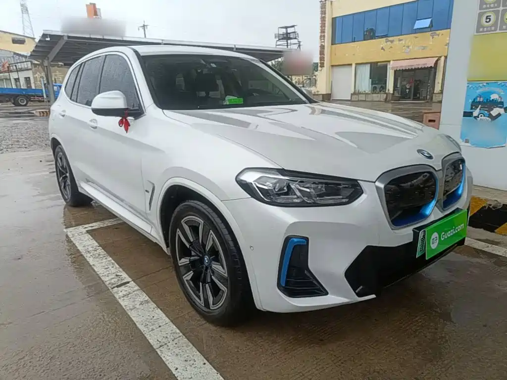 BMW iX3 — миниатюра 4
