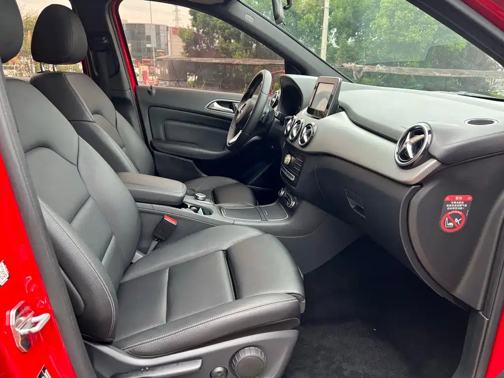 Mercedes-Benz B-Class B 2015 B 200 Fashion