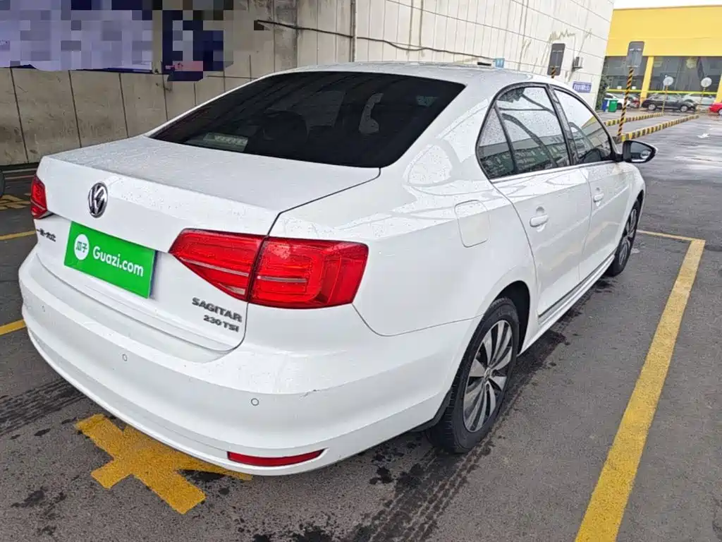 Volkswagen Sagitar — миниатюра 7