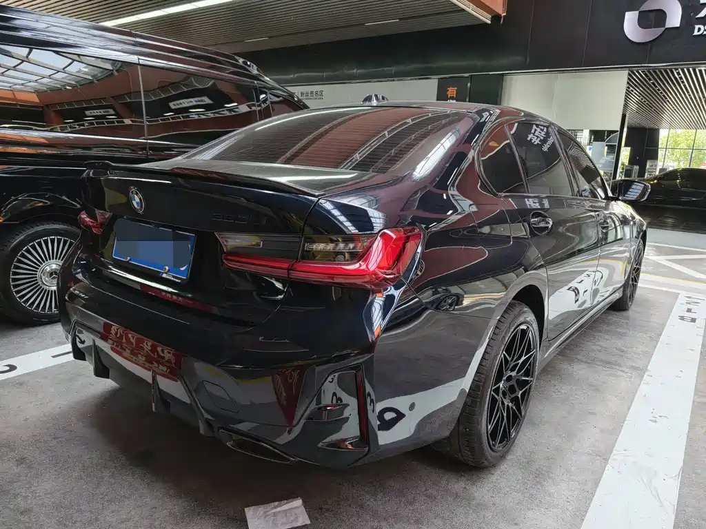 BMW 3 Series — миниатюра 17