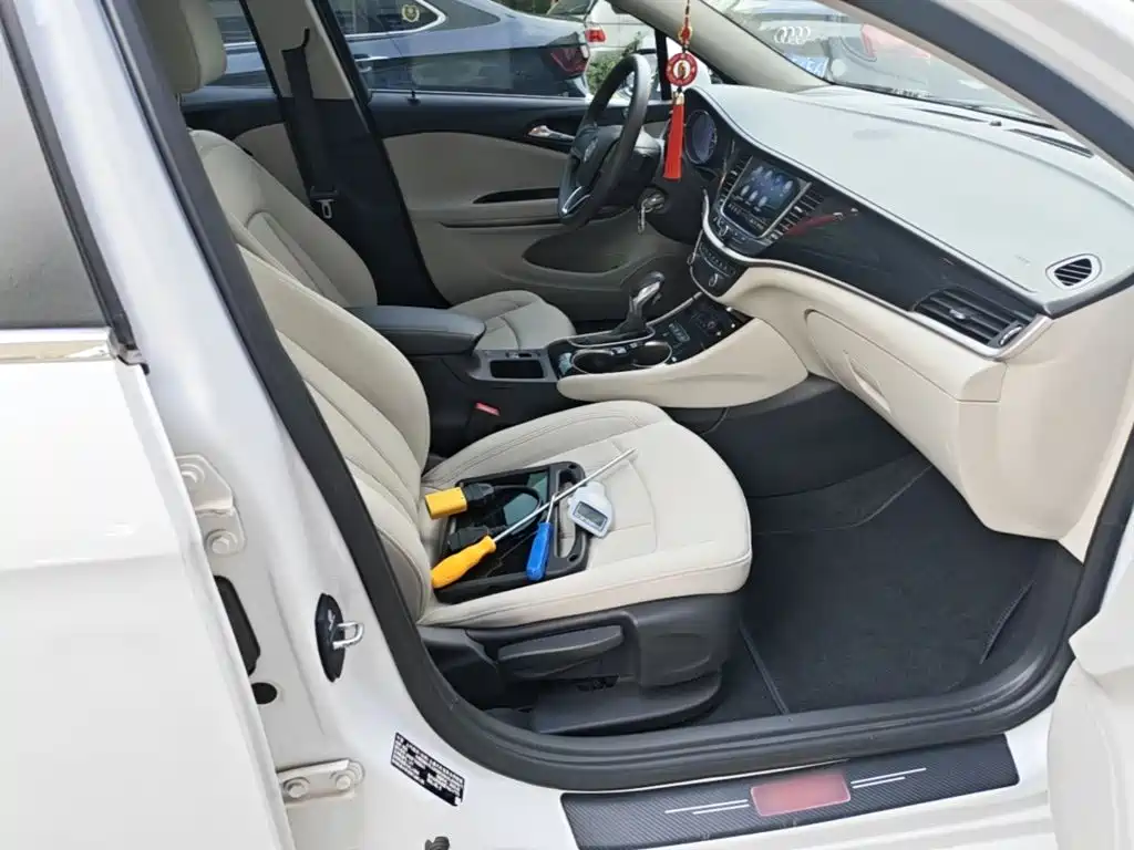 Buick Verano — миниатюра 25