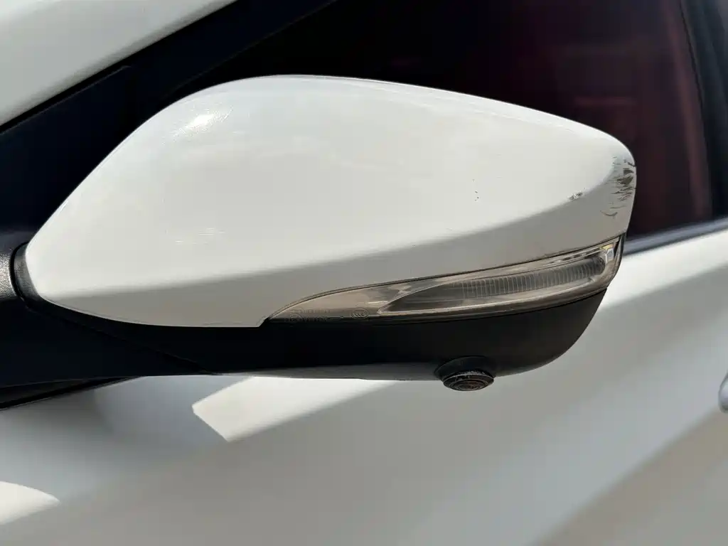 Hyundai Elantra Langdong — миниатюра 5