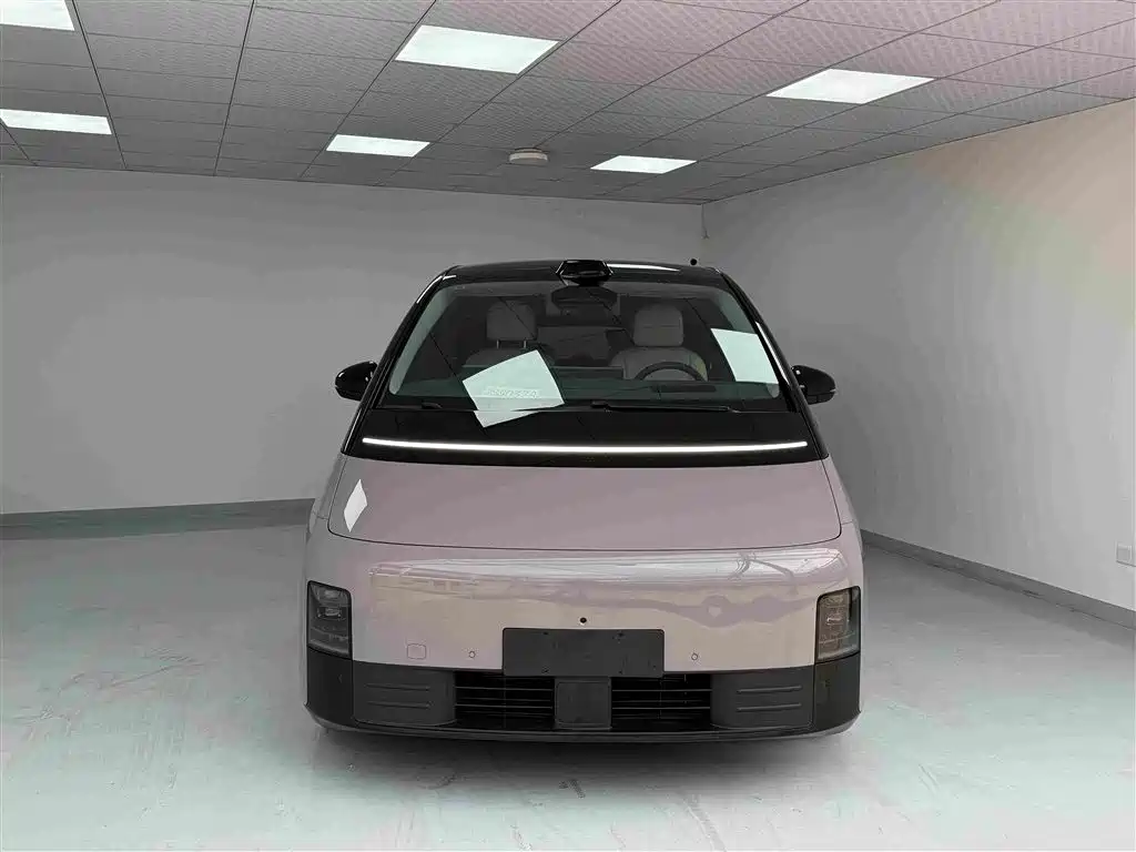 Li Auto Li MEGA — миниатюра 2