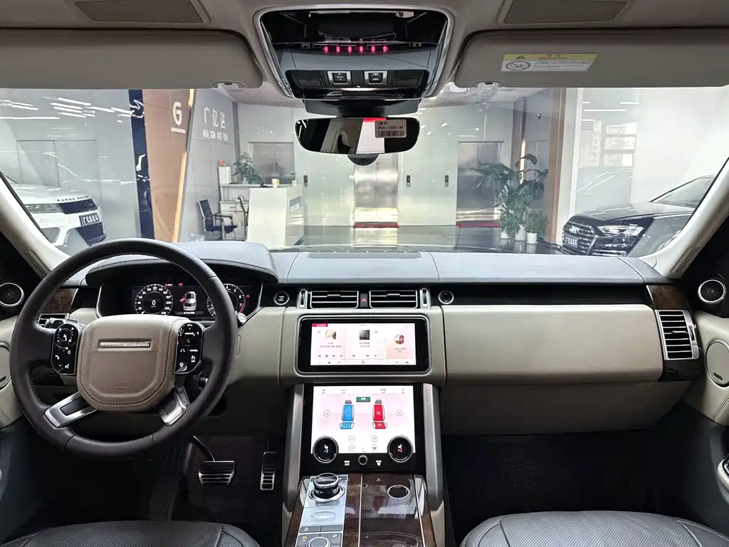 Land Rover Range Rover — миниатюра 10