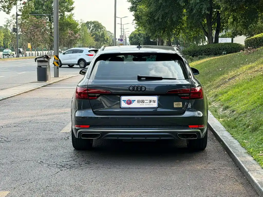 Audi A4 2020 Avant 40 TFSI Luxury