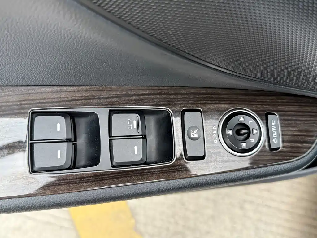 Hyundai Mistra — миниатюра 9