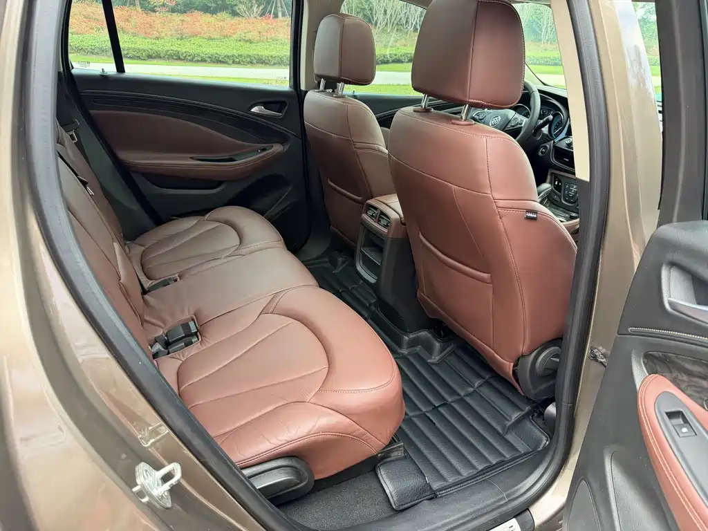 Buick Envision Plus — миниатюра 8