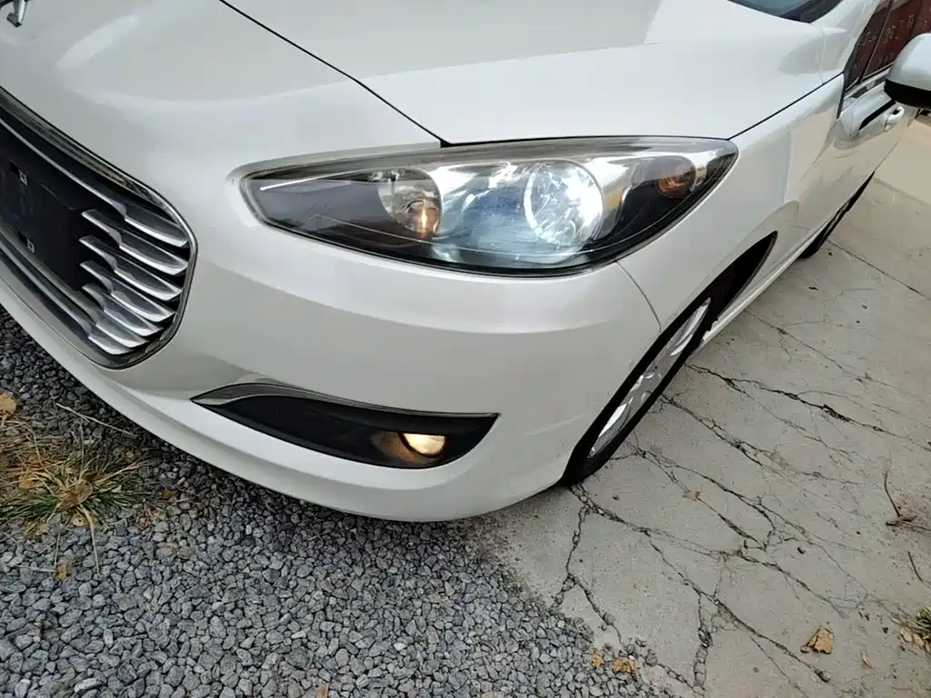 Peugeot 308 — миниатюра 24