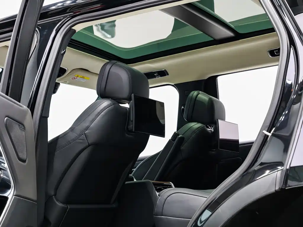 Land Rover Range Rover — миниатюра 13