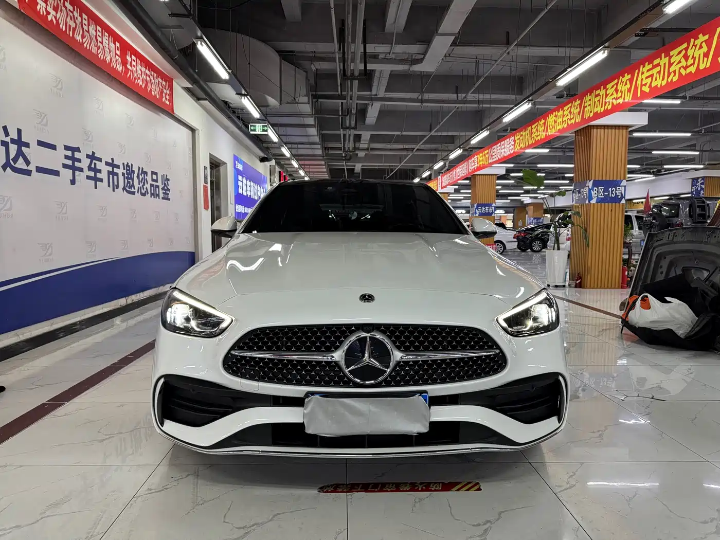 奔驰C级 2023款 C 260 L 运动版 2023