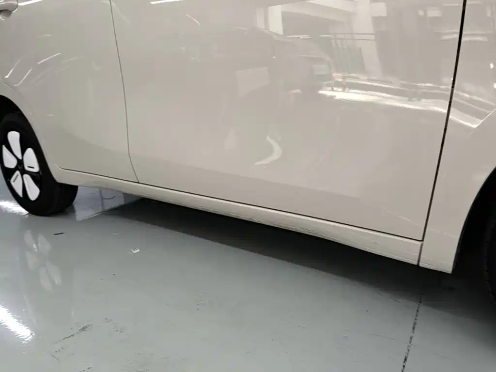 Wuling MINIEV — миниатюра 21
