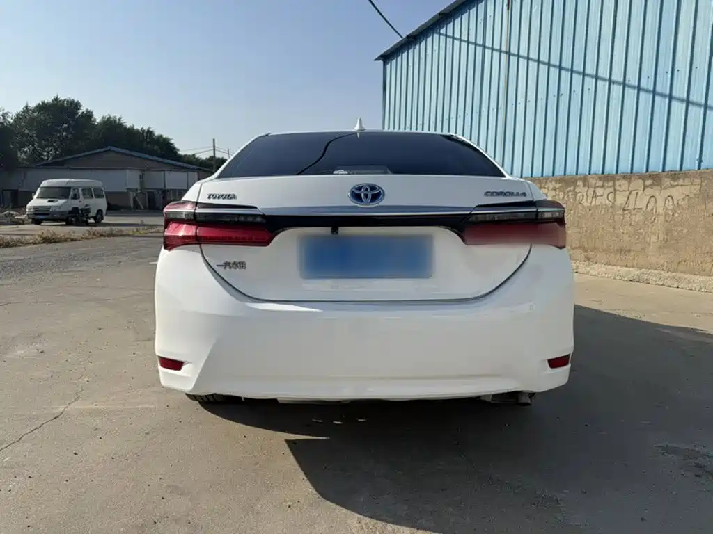 Toyota Corolla — миниатюра 4