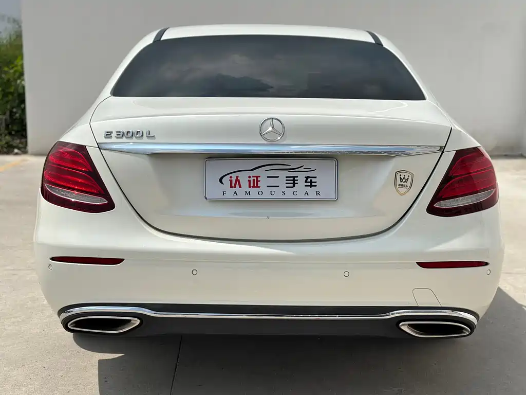 Mercedes-Benz E-Class — миниатюра 19