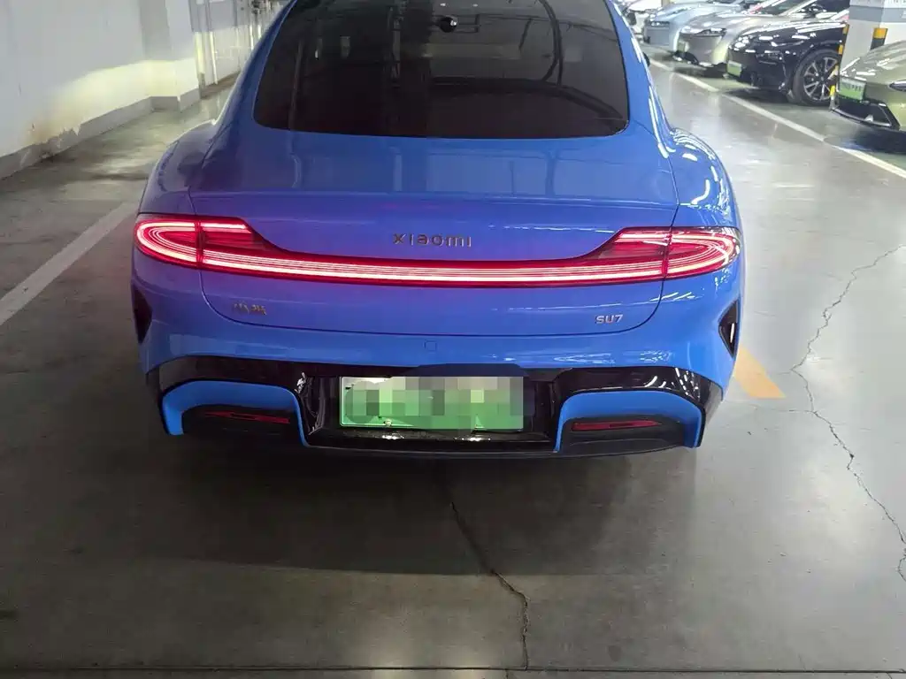 Xiaomi SU7 — миниатюра 9