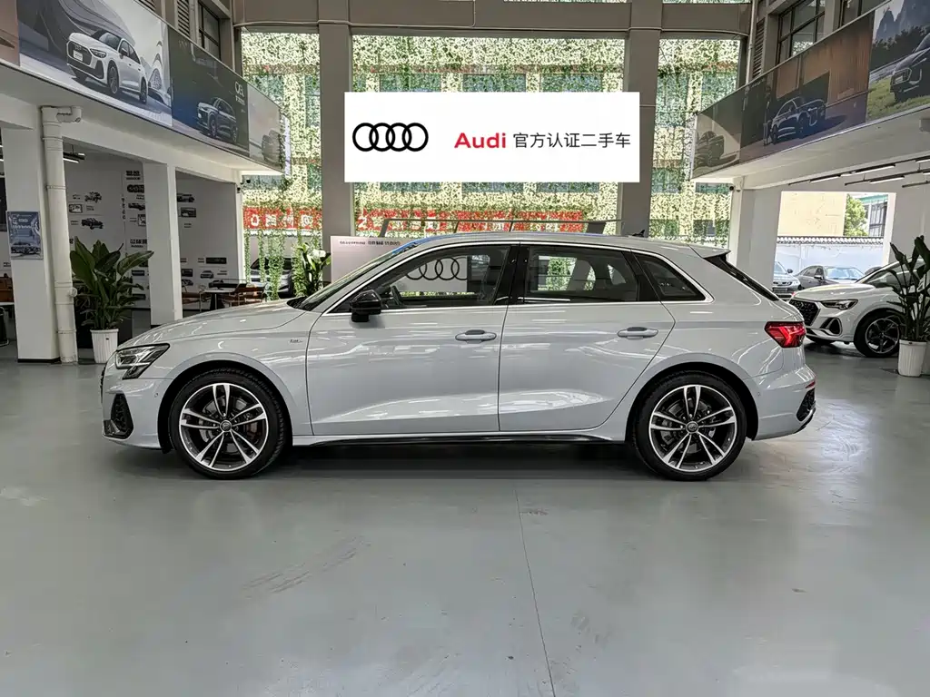 Audi A3 2026 Sportback 35TFSI Premium + Luxury