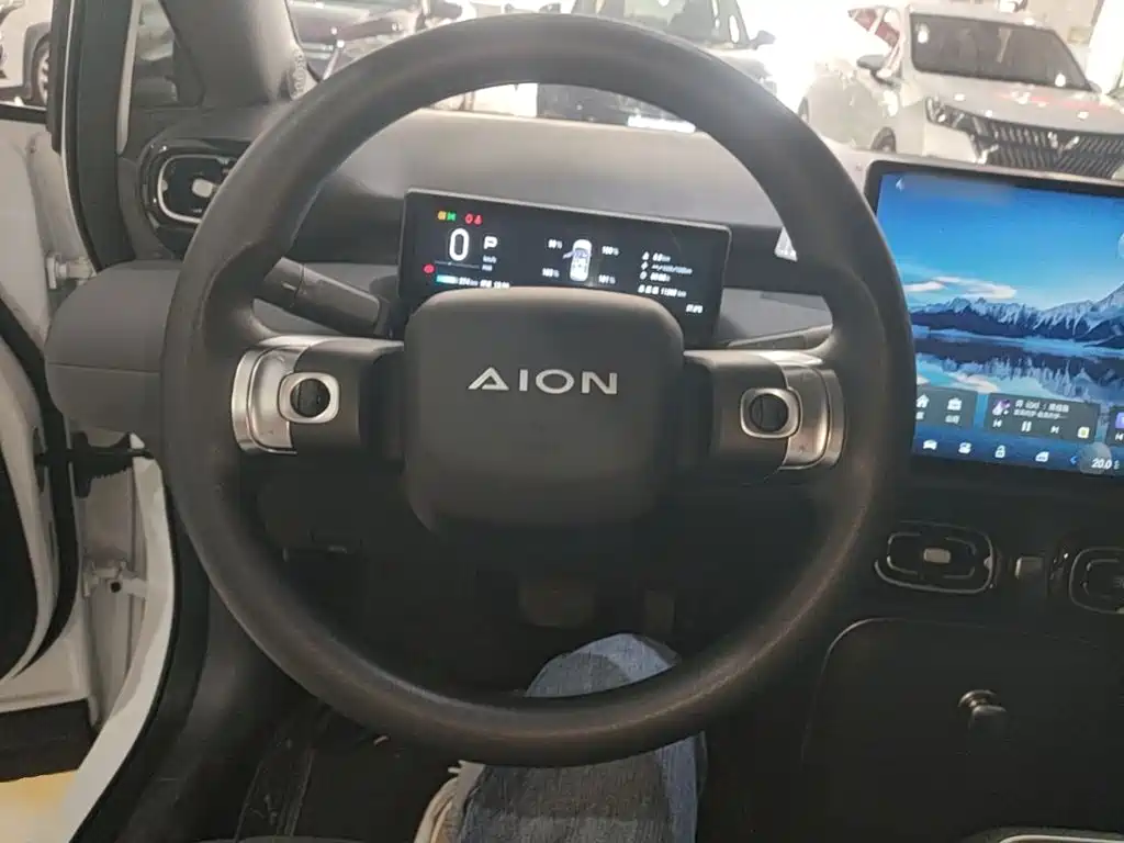 Aion AION UT - фото 11