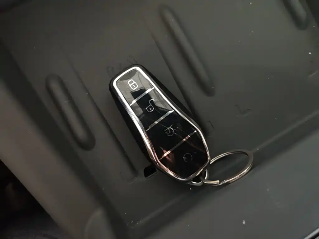 BYD Qin L — миниатюра 9